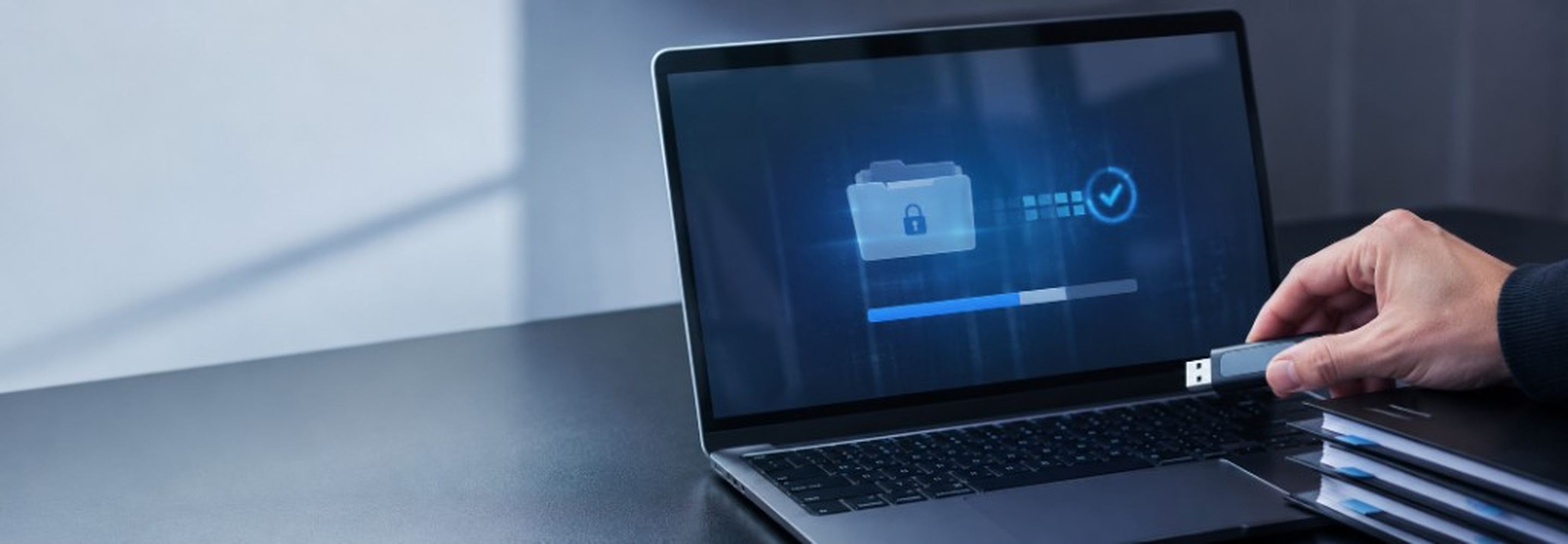Procesamiento de archivos cifrados en una laptop con almacenamiento seguro — Seguridad de Itqan
